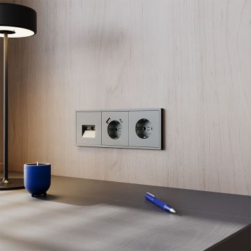 Розетка встраиваемая Voltum (Вольтум) S70 с заземлением 16А, (титан) VLS040106