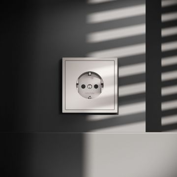 Розетка встраиваемая Voltum (Вольтум) S70 с заземлением и защитными шторками, 16А, (кашемир) VLS040203