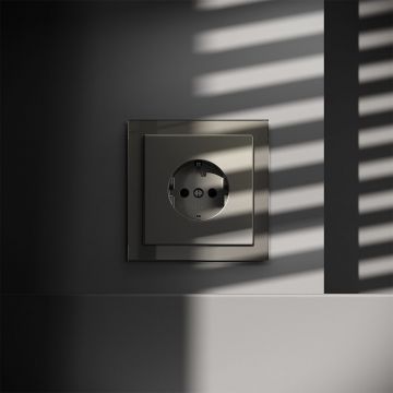 Розетка встраиваемая Voltum (Вольтум) S70 с заземлением и защитными шторками, 16А, (шелк) VLS040204