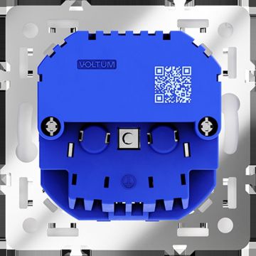 Розетка встраиваемая Voltum (Вольтум) S70 с заземлением и защитными шторками, 16А, с USB, A+A, (белый матовый) VLS040402