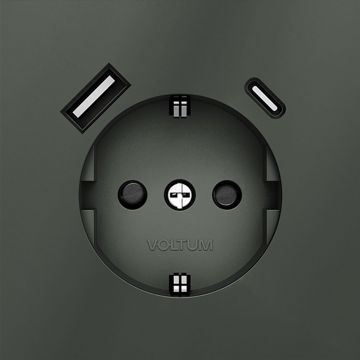 Розетка встраиваемая Voltum (Вольтум) S70 с заземлением и защитными шторками, 16А, с USB, A+С, (титан) VLS040506