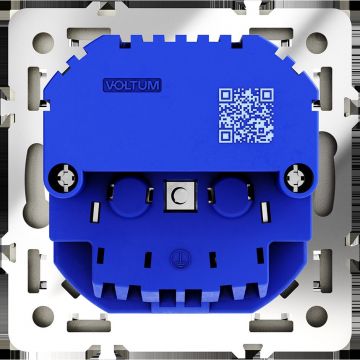 Розетка встраиваемая Voltum (Вольтум) S70 с заземлением и защитными шторками, 16А, с USB, A+С, (шелк) VLS040504