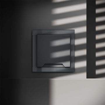 Розетка встраиваемая Voltum (Вольтум) S70 с заземлением, защитными шторками и крышкой 16А, (графит) VLS040307