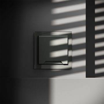 Розетка встраиваемая Voltum (Вольтум) S70 с заземлением, защитными шторками и крышкой 16А, (титан) VLS040306