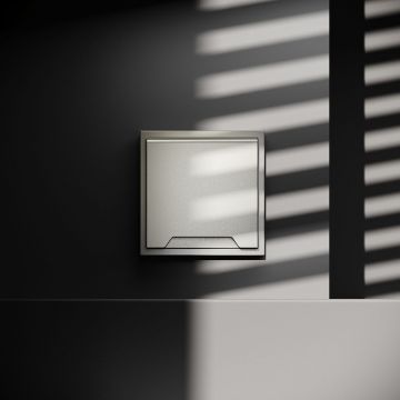 Розетка встраиваемая Voltum (Вольтум) S70 с заземлением, защитными шторками и крышкой 16А, (шелк) VLS040304