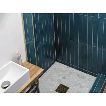 Керамическая плитка Amadis Fine Tiles (Амадис Файн Тайлс) Art Deco Glossy on Mesh Hibiscus 32x28 см