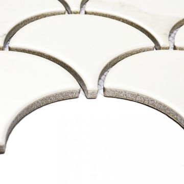 Мозаика Bonaparte (Бонапарт) Calacatta-scale Глянцевая 25.5x21.9 см (чип 7,44x7 см)