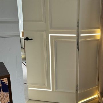 Профиль стеновой декоративный Pro Design (Про Дизайн) 536 2700 мм, под панели RAL 9016 Белый муар, 536W