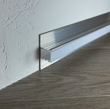 Профиль стеновой декоративный Pro Design (Про Дизайн) 534 2700 мм, под панели Не анодированный, 534