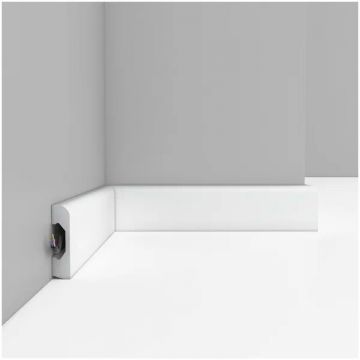 Напольный плинтус Decomaster (Декомастер) из дюропласта под окраску белый 50х15х2000 мм A038