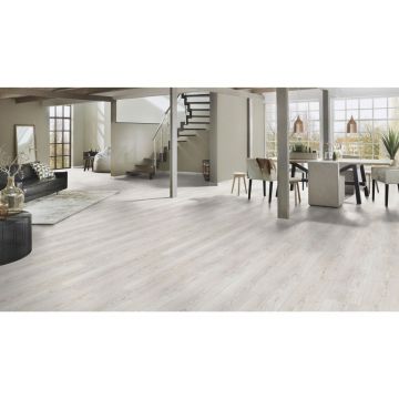 Ламинат UltraFlooring (Ультра Флуринг) Super Natural Classic 8/33 Дуб Стерлинг Туманный (Oak Sterling Misty) , K484