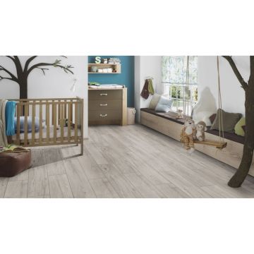 Ламинат UltraFlooring (Ультра Флуринг) Super Natural Classic 8/33 Дуб Лонгбоу (Oak Longbow) , K418