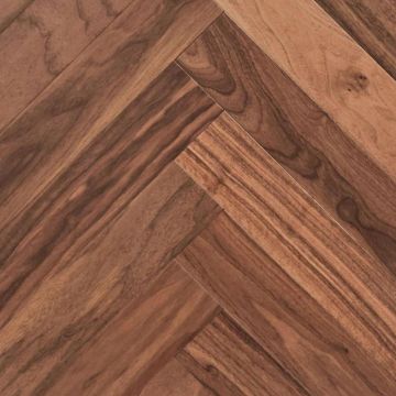 Инженерная доска Wood Bee (Вуд Би) Herringbone (Английская елка) Американский Орех Select 600х92х12 мм