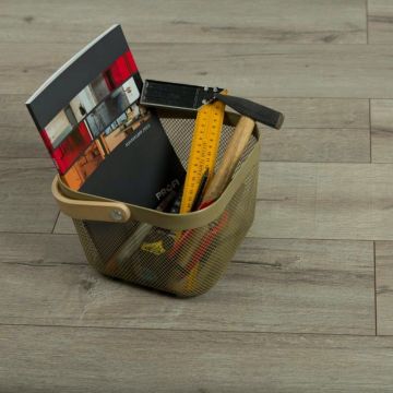 Виниловый SPC ламинат Amadei (Амадей) Goodwill 5/42 Дуб Гетeбopг (Oak Gothenburg), G1910