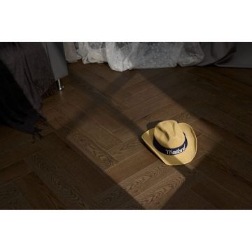 Виниловый SPC ламинат Steinholz (Штайнхольц) Herringbone 4,5/43 Планзе (Planze) , STH054Н